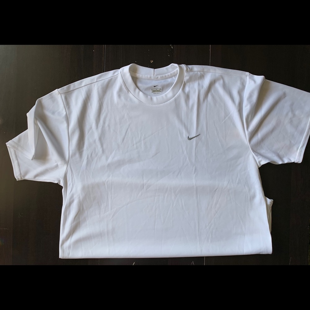 Nike Men's Size Large Dri-Fit Protection